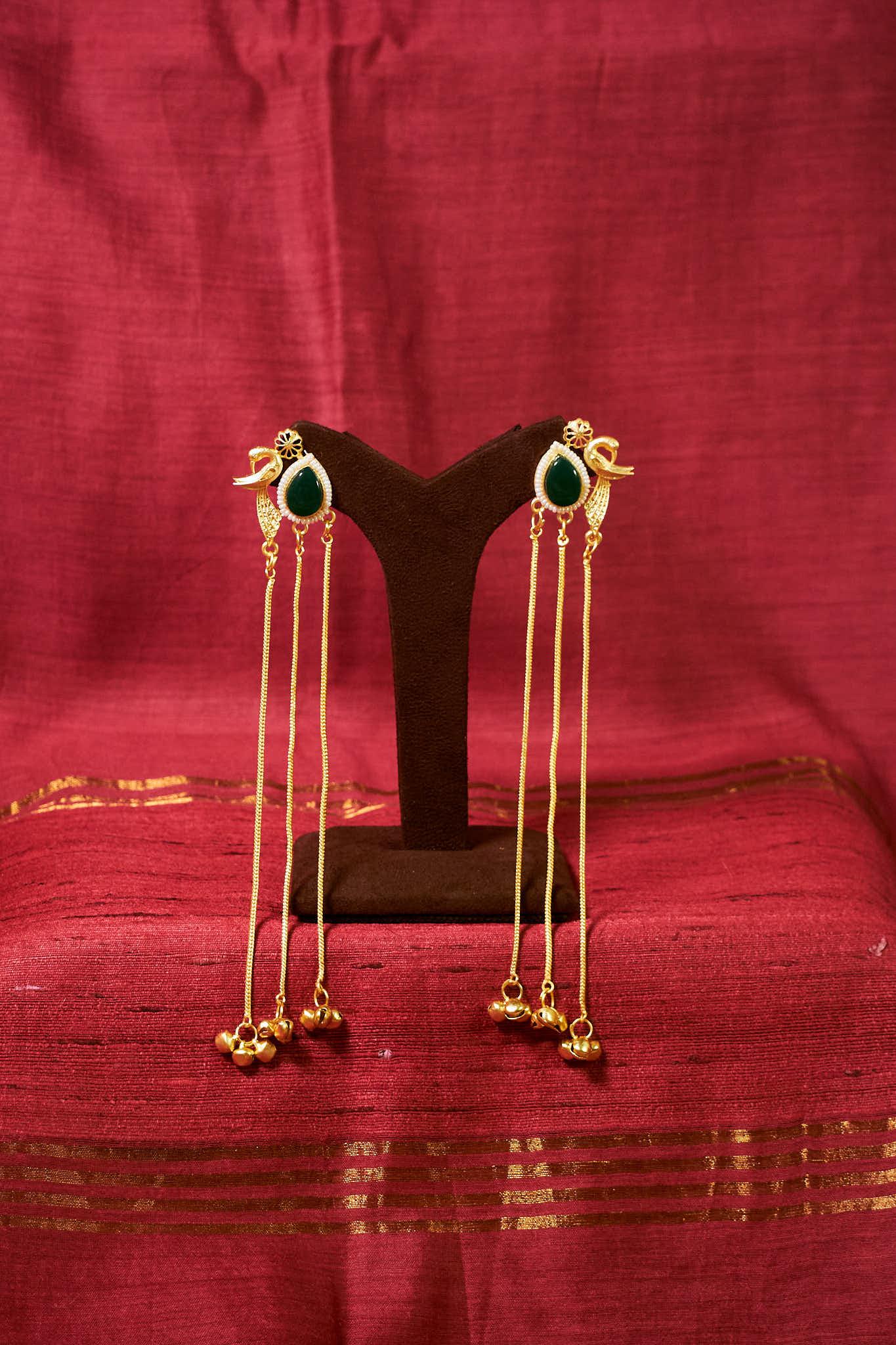 Paakhi Kashmiri Jhumka view 3