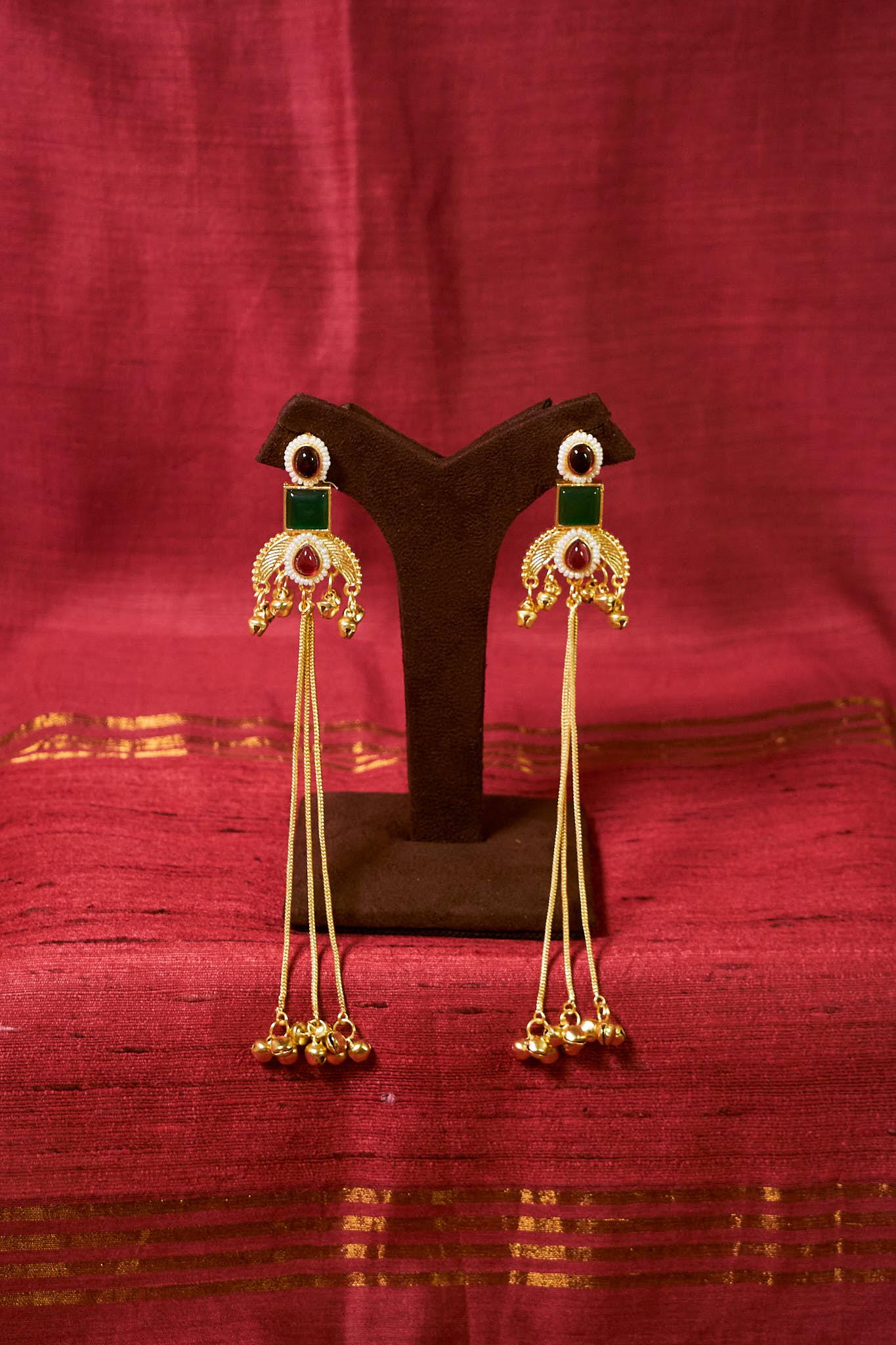 Zehra Kashmiri Jhumka view 4