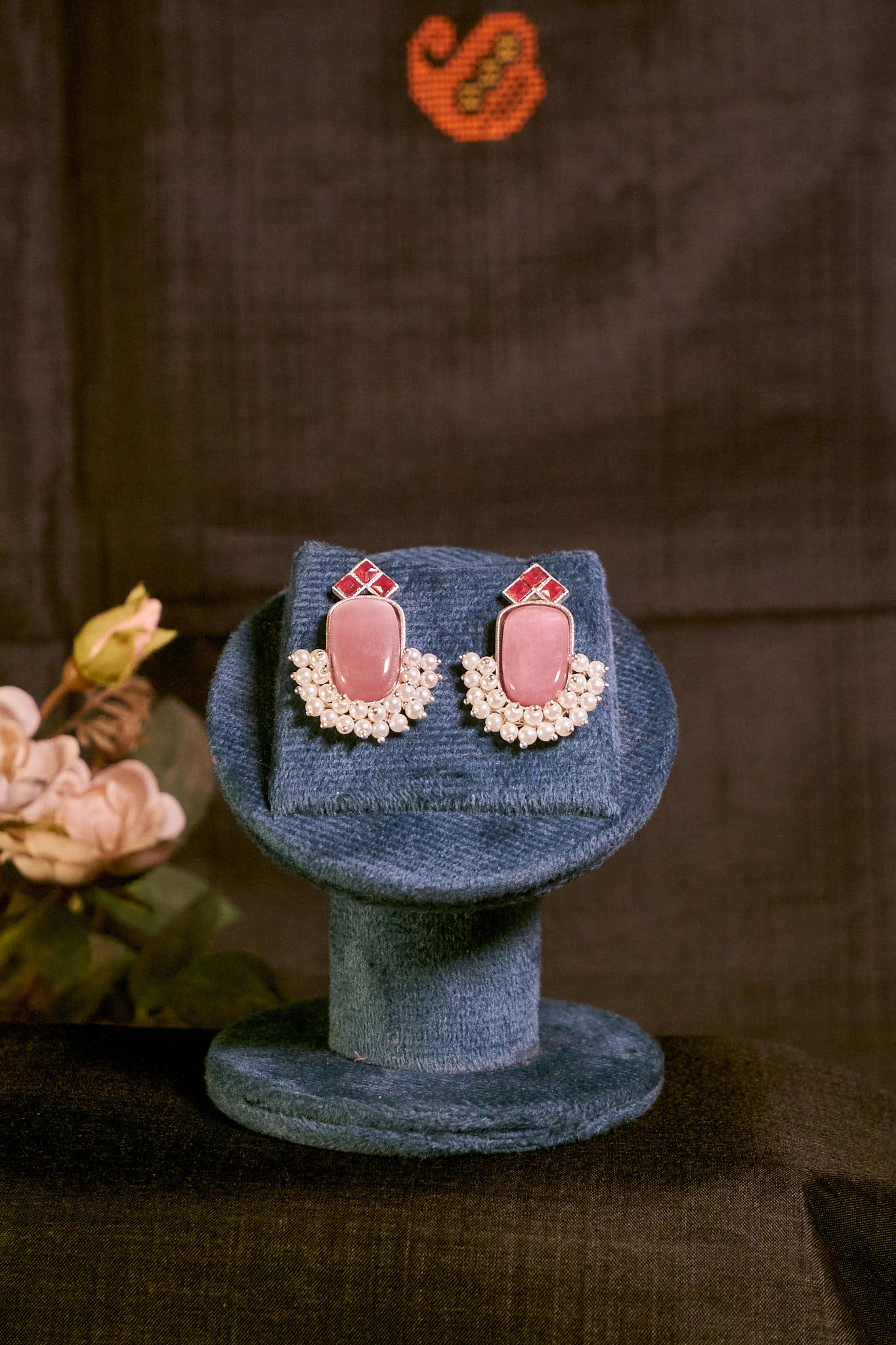 Neelanjali Jhumki