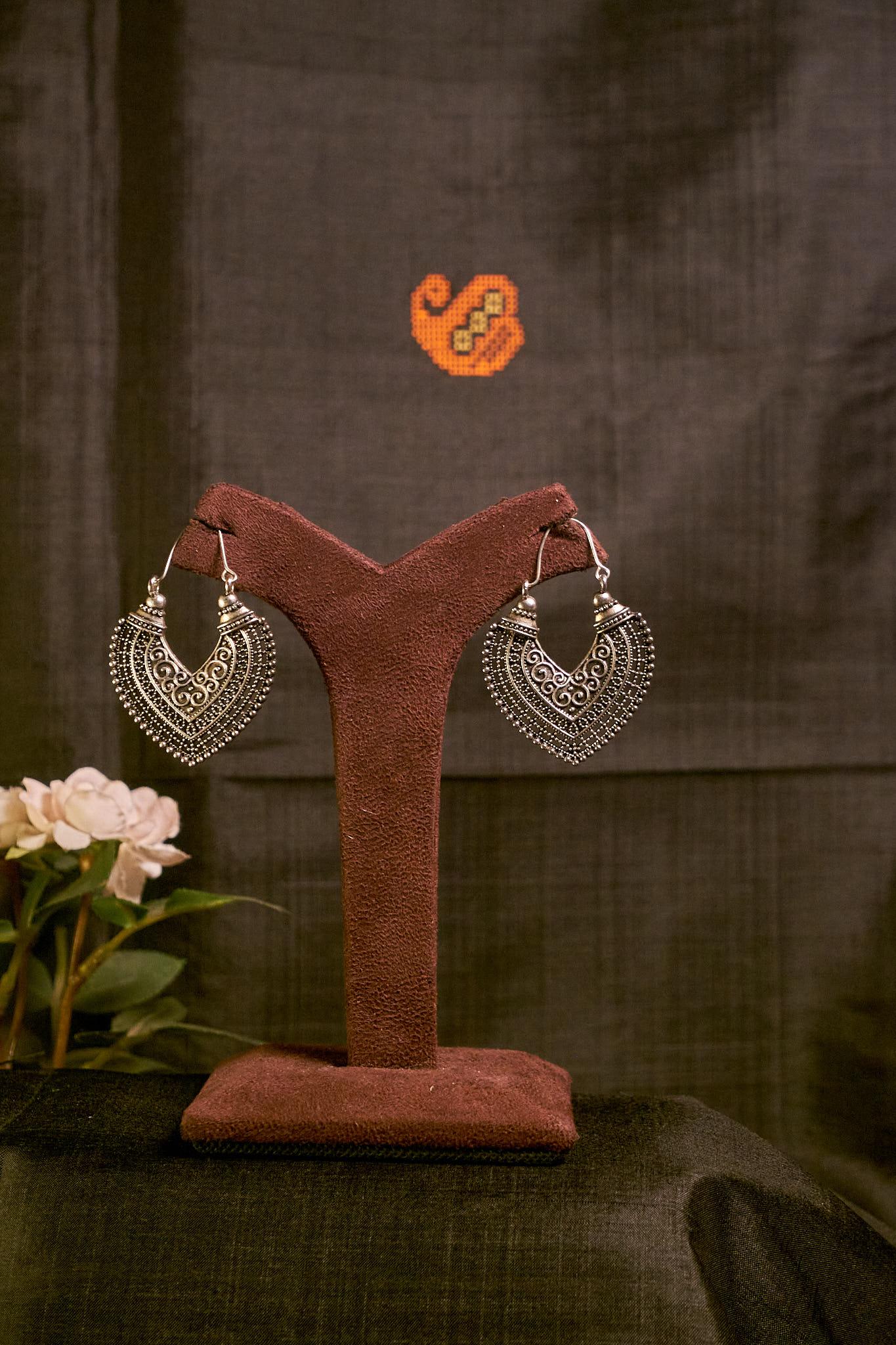 Devayani Jhumki