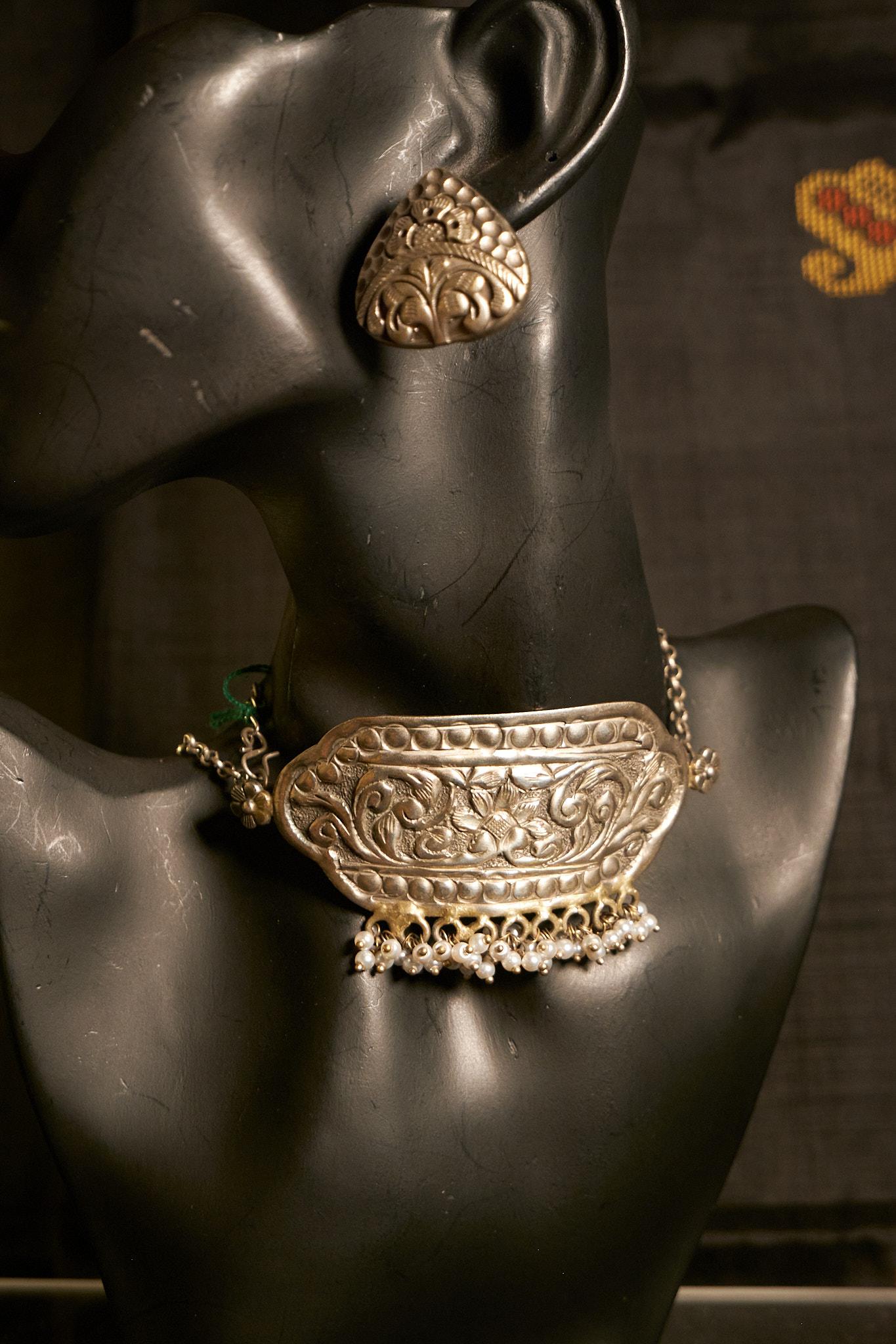 Chandra Choker Set