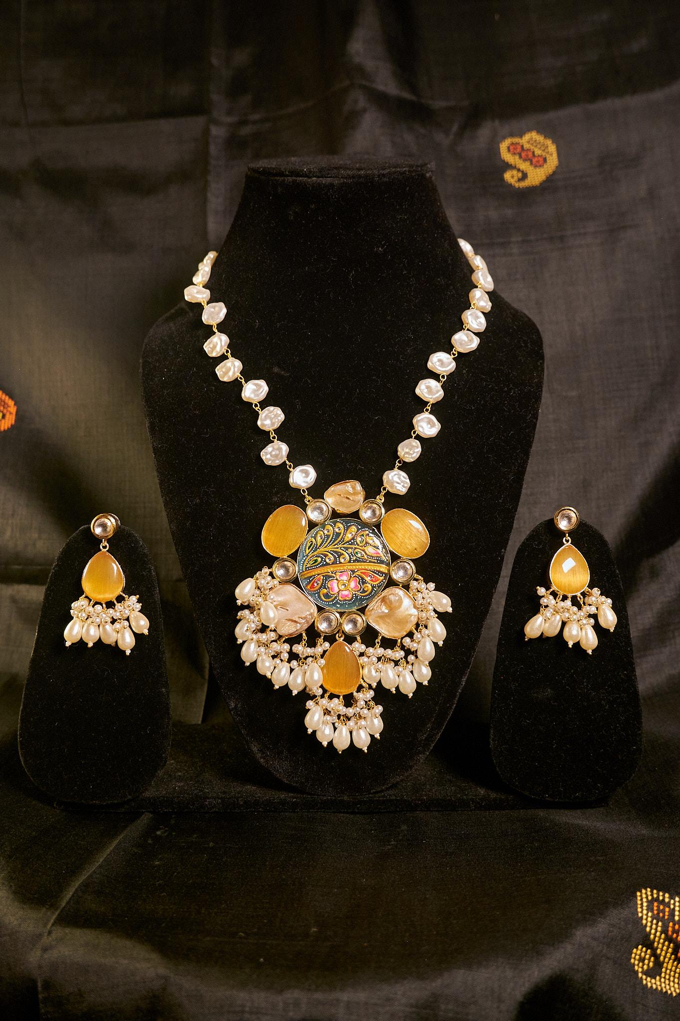 Rajhansa Haar